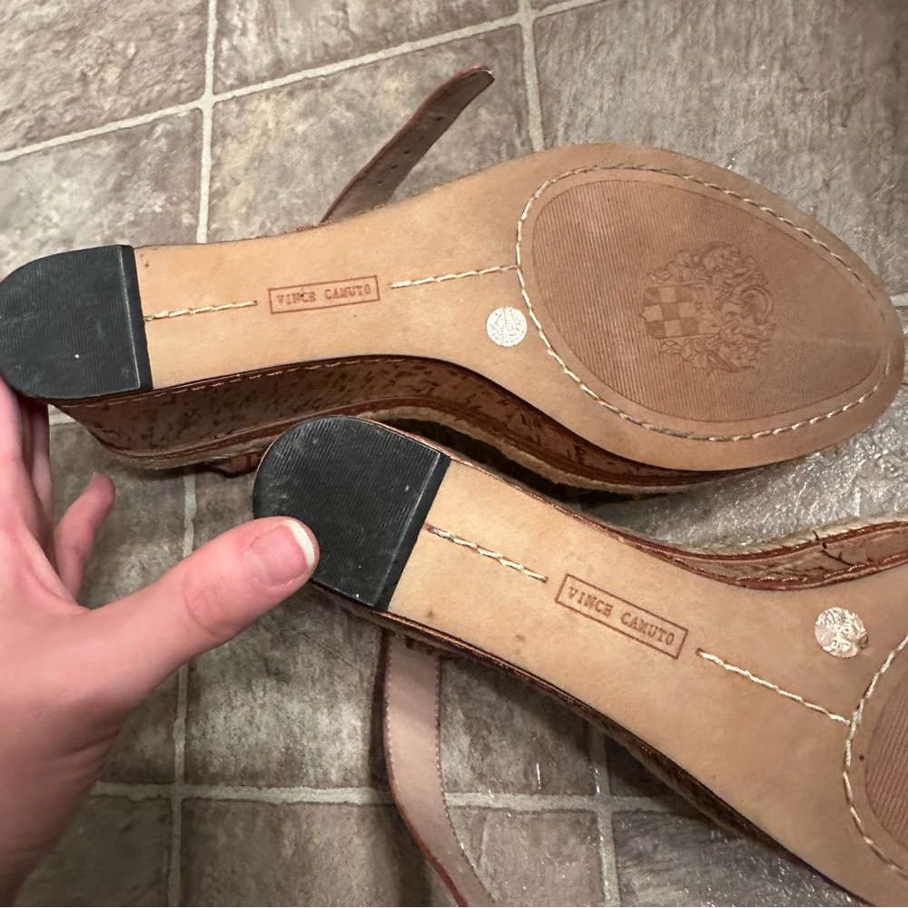 Vince Camuto Brown Leather Casual Heeled Wedge Sandals US 10/EU 40 - Picture 5 of 9
